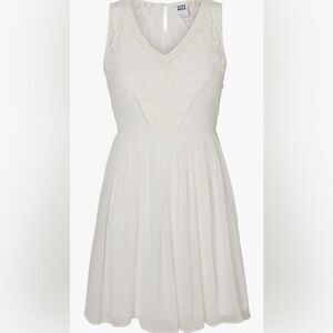 Sleeveless Woven Dress with Lace Front and Chifon bottom.
